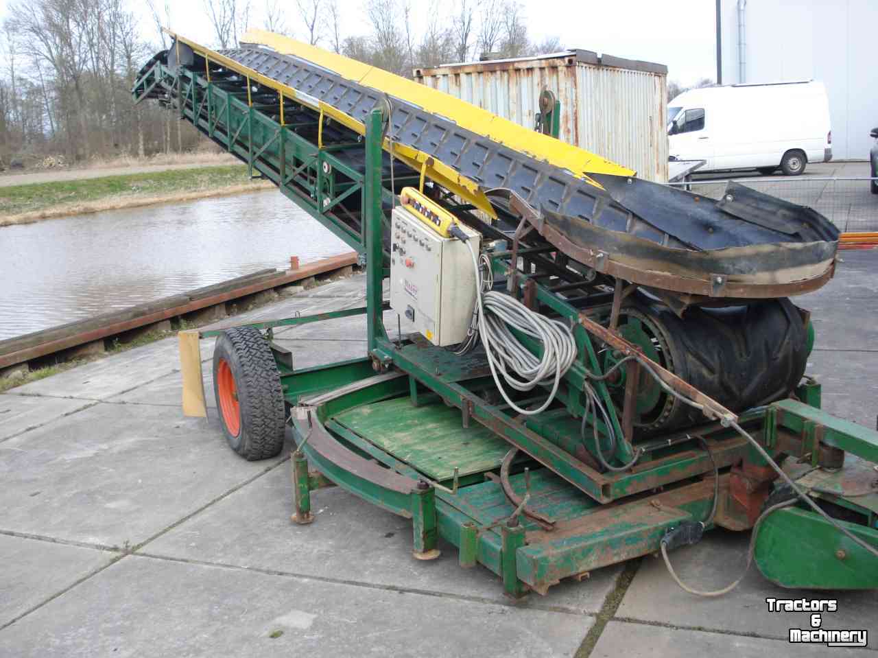 Telescopic storeloader Visser KB -13