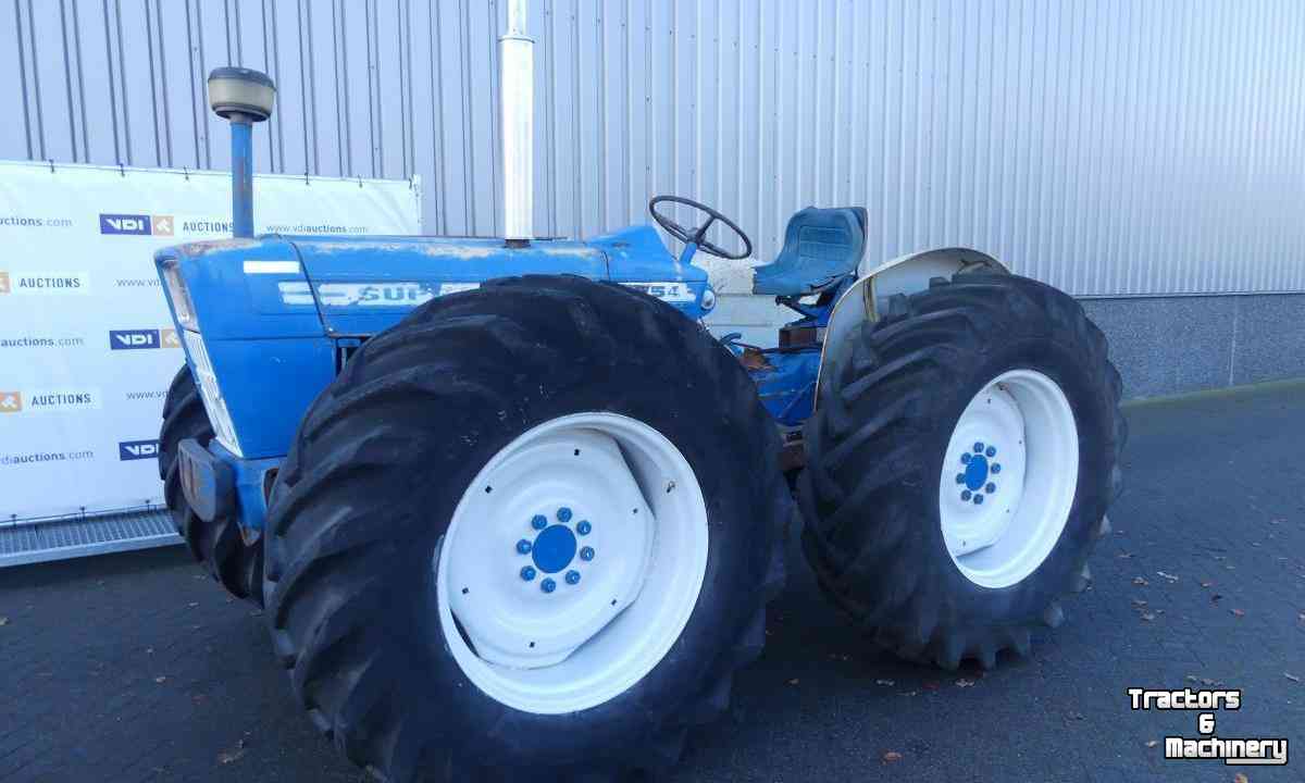 Tractors Ford County 754 s-o-s