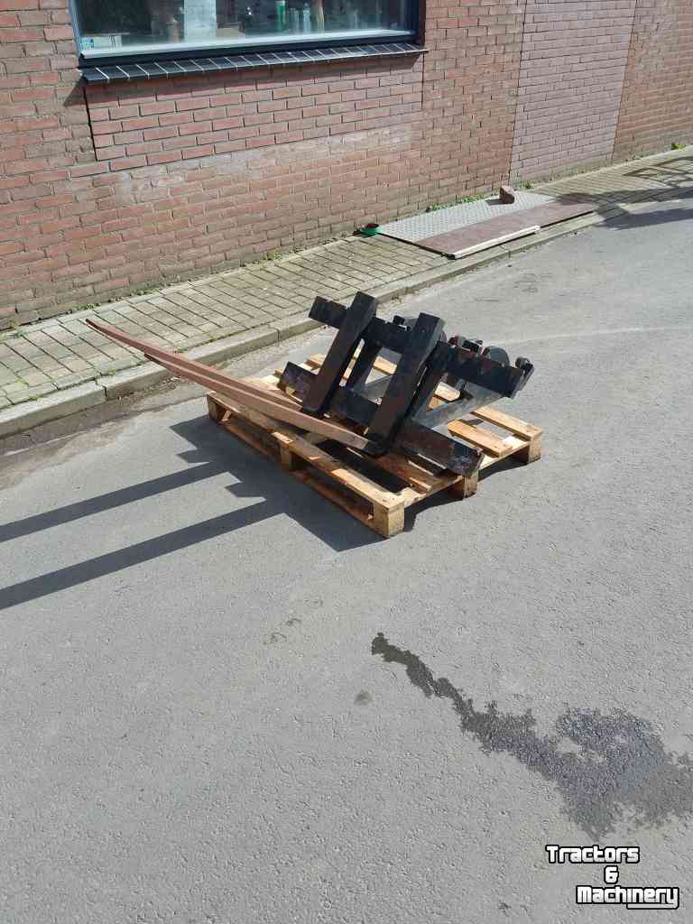 Pallet Forks  zware palletvorken met CW10 aansluiting