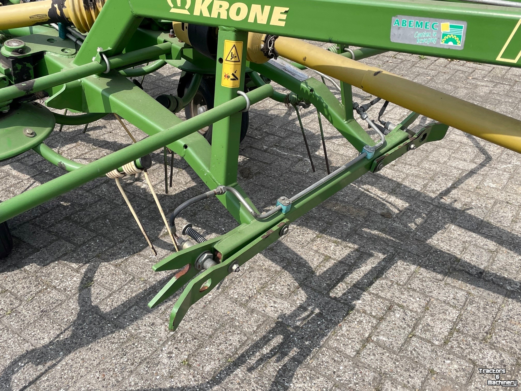 Tedder Krone KW 11.02/10 T Schudder