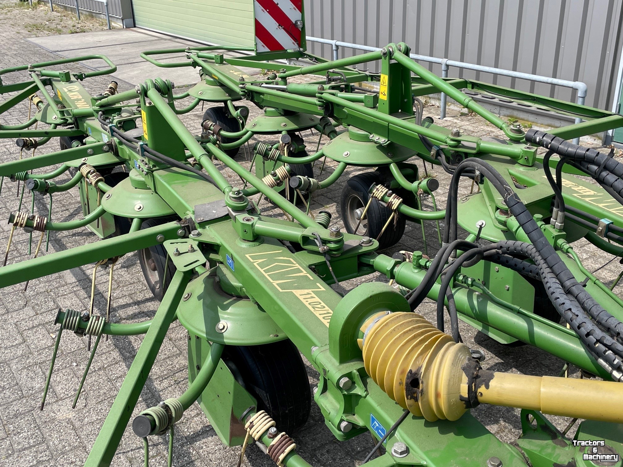 Tedder Krone KW 11.02/10 T Schudder