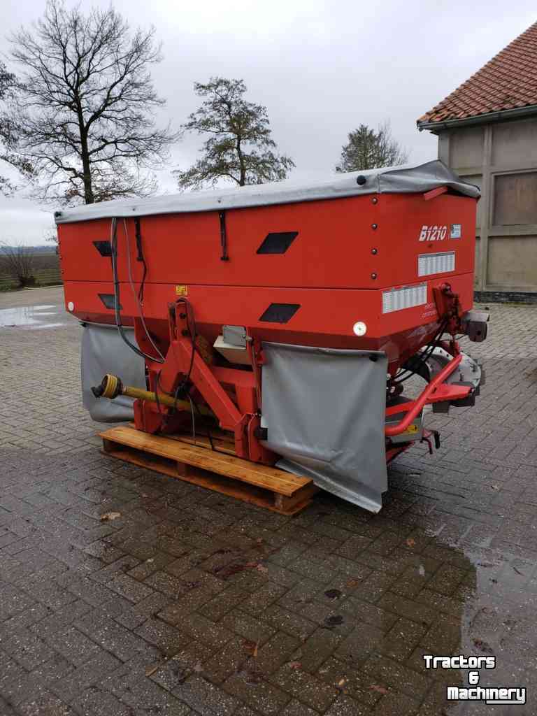 Fertilizer spreader Rauch Axera/MW1101