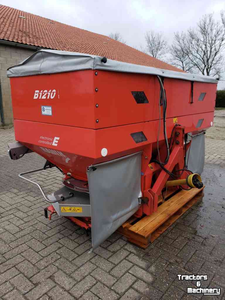 Fertilizer spreader Rauch Axera/MW1101