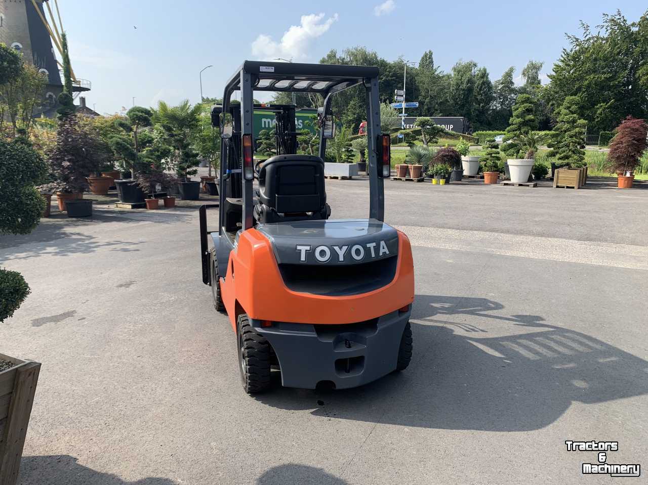 Forklift Toyota 8FDL25-02