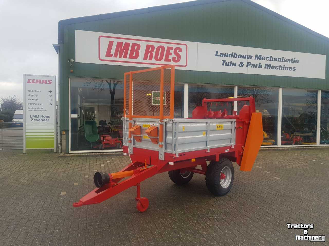 Manure spreader Agromet N251/1 stalmestverspreider meststrooier  - compoststrooier