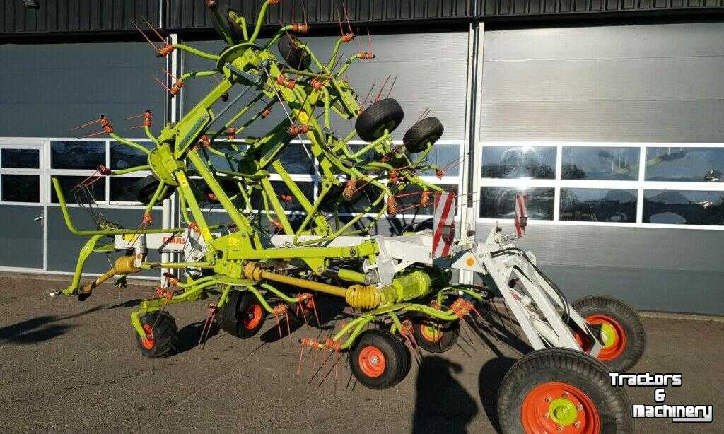 Tedder Claas Volto 1320 T Schudder