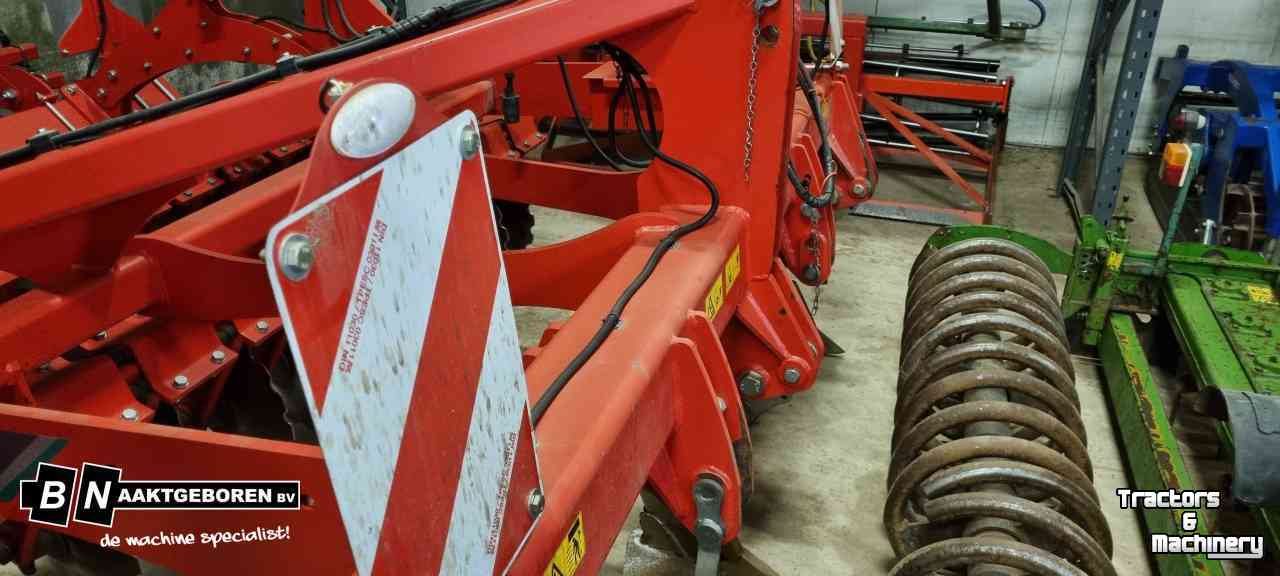 Deep subsoiler Kverneland DTX 300 SB (ex demo)