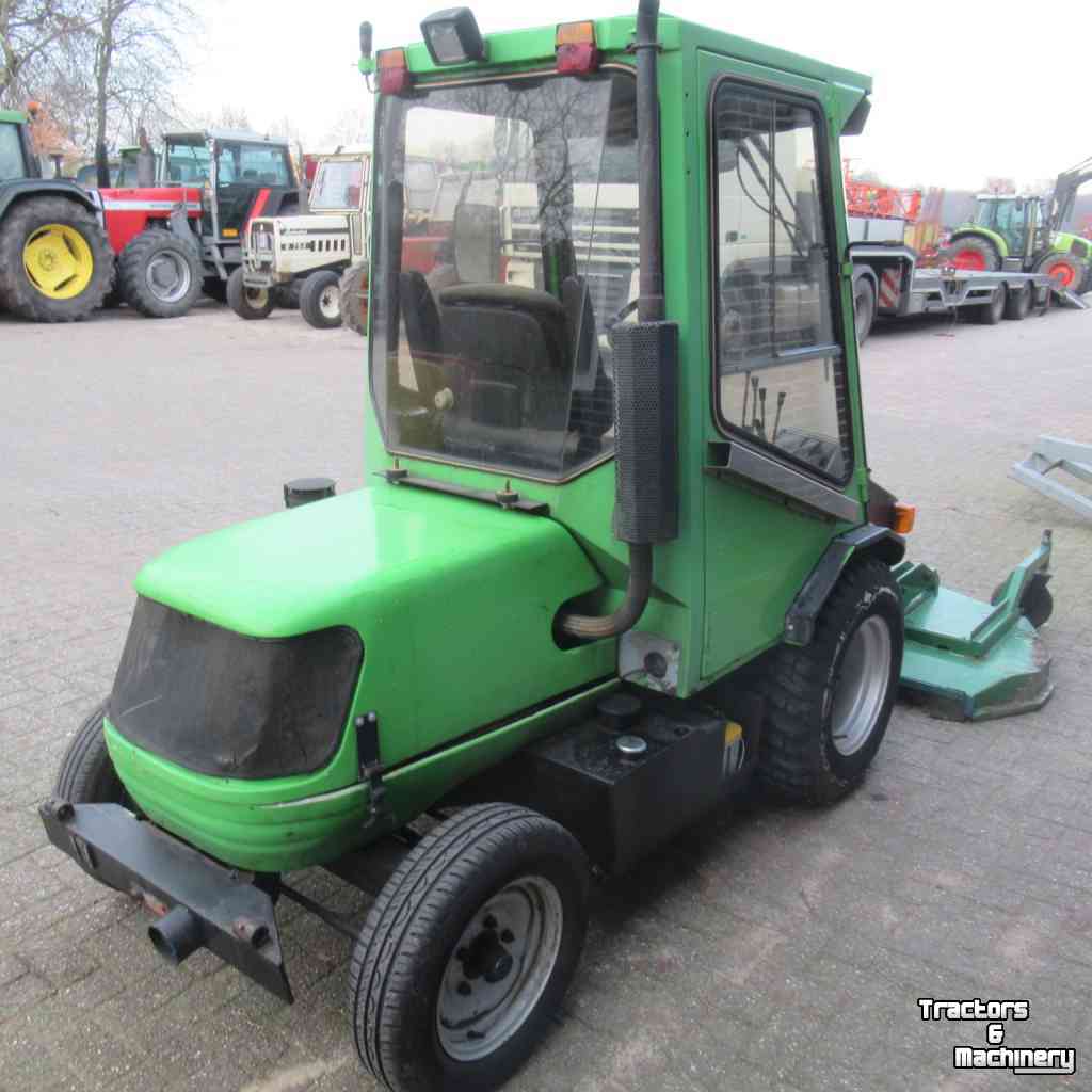 Mower self-propelled  LM Trac met Maaidek