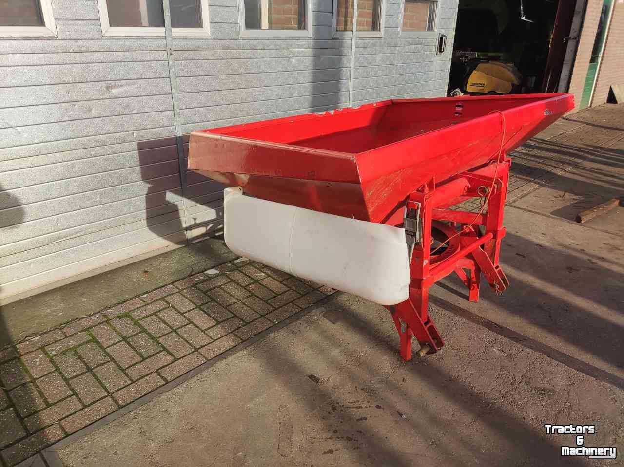 Fertilizer spreader Lely Centerliner 1500