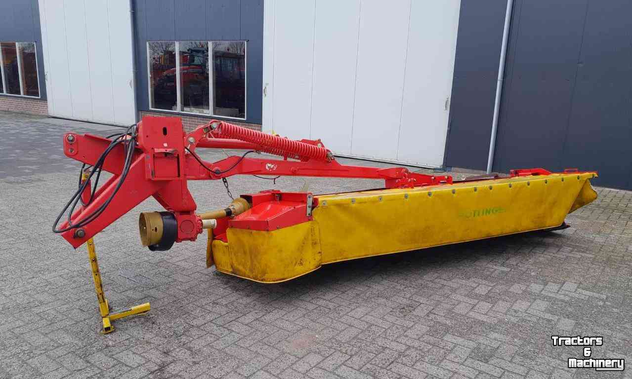 Mower Pottinger Novacat 350 Maaier