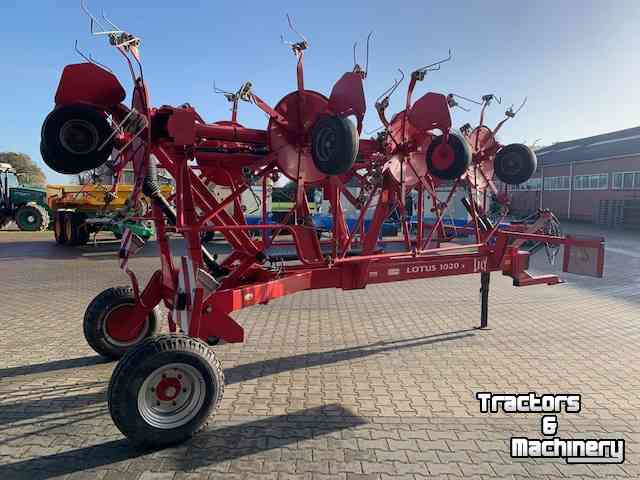 Tedder Lely Lotus 1020