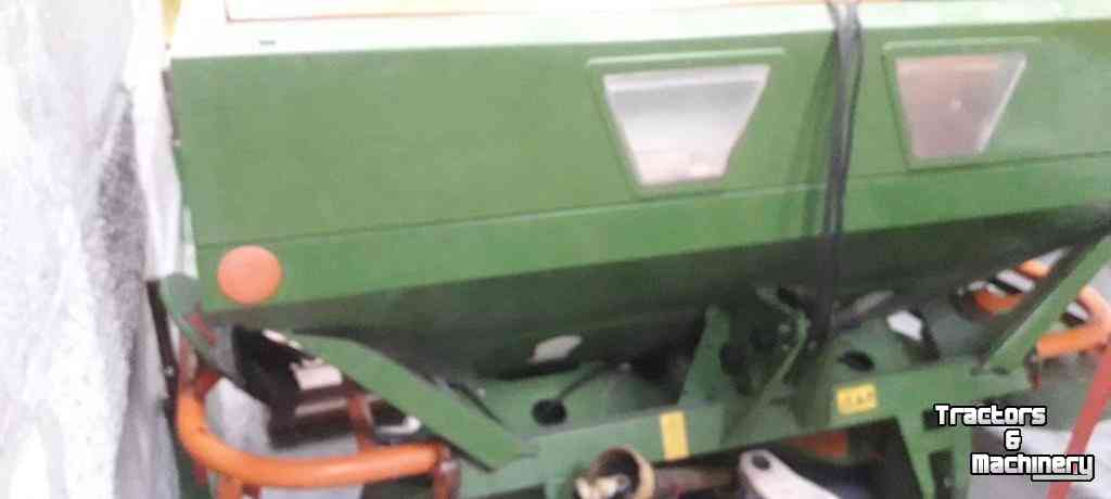 Fertilizer spreader Amazone ZA-M2