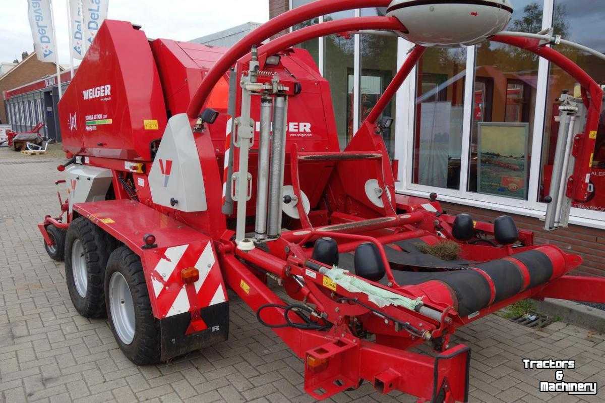 Balers Lely Double Action 220 Perswikkelaar Baler Wrapper