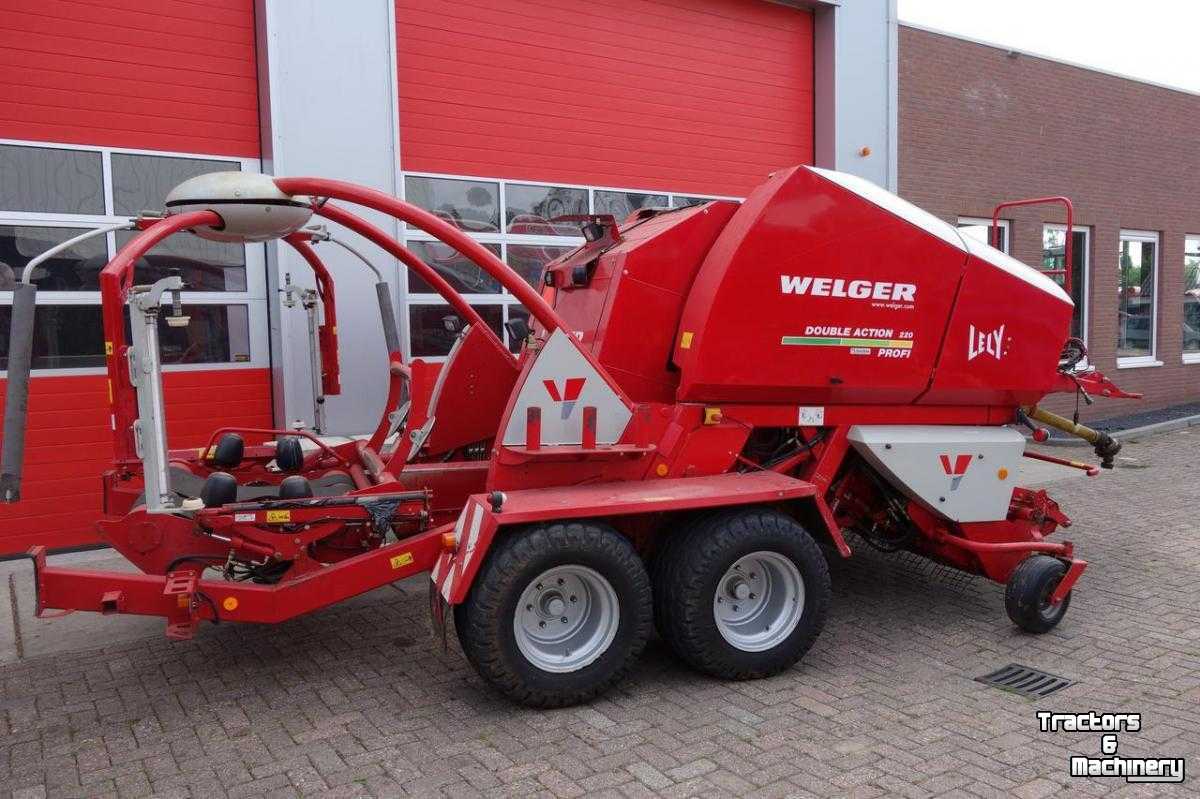 Balers Lely Double Action 220 Perswikkelaar Baler Wrapper