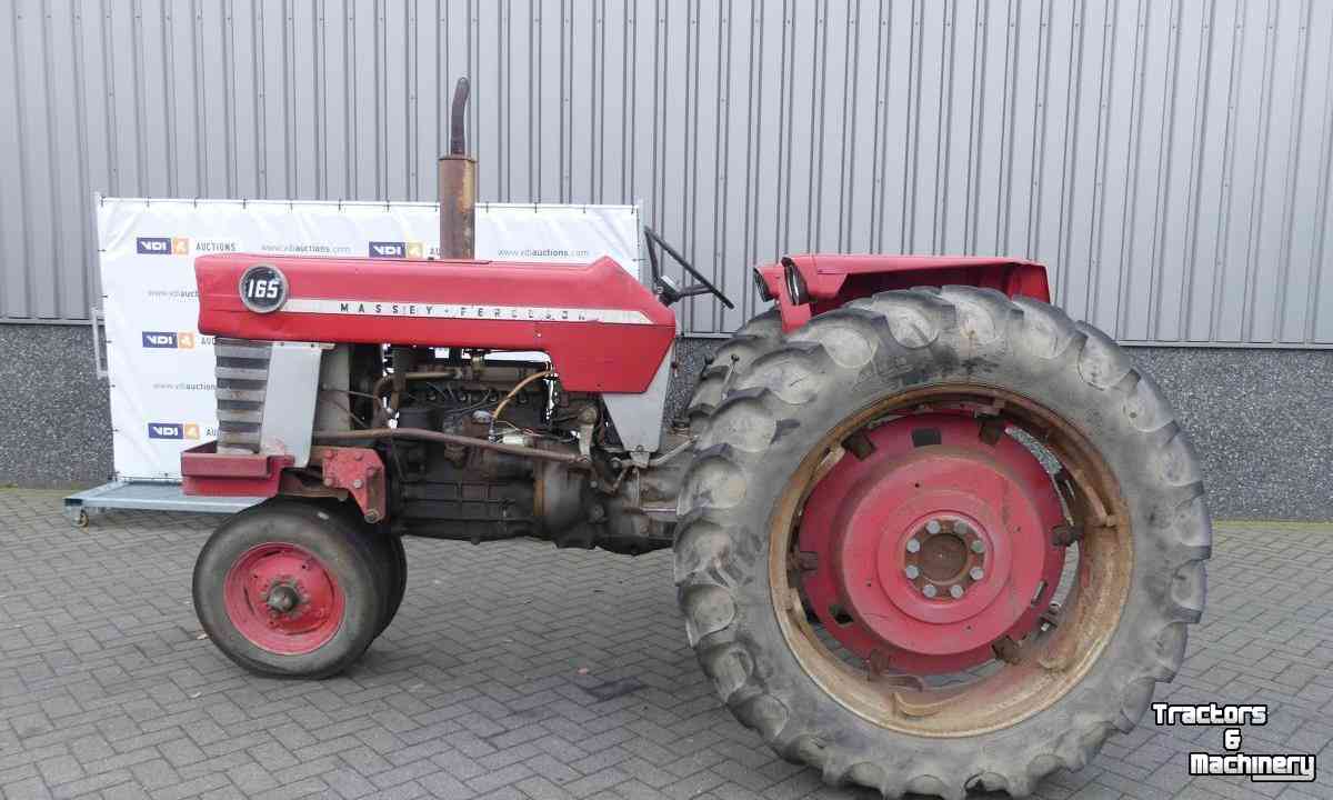 Oldtimers Massey Ferguson 165 / 3 wheel Oldtimer