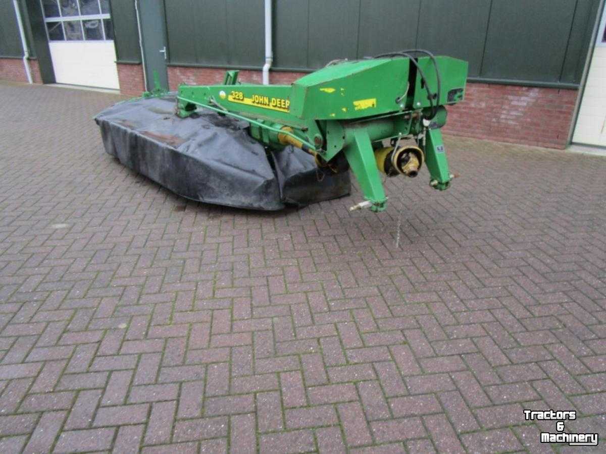 Mower John Deere 328A Schijvenmaaier + Kneuzer