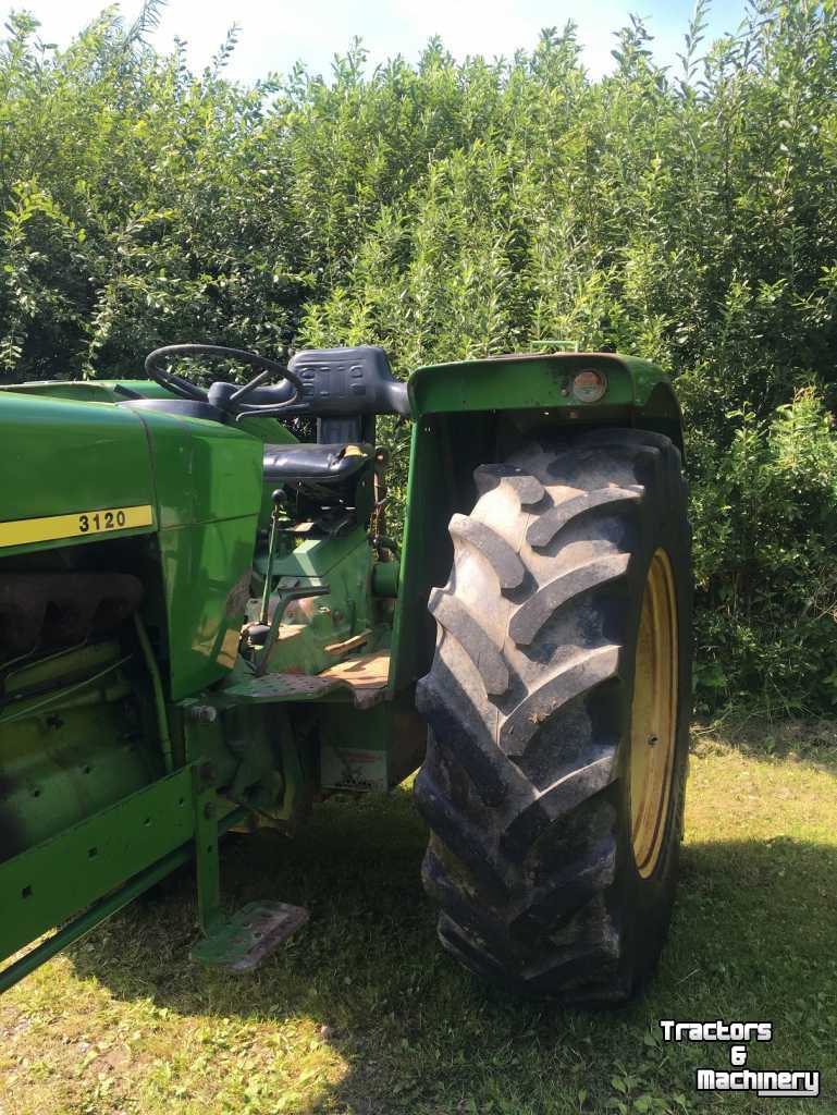 Oldtimers John Deere 3120 john deere oldtimer