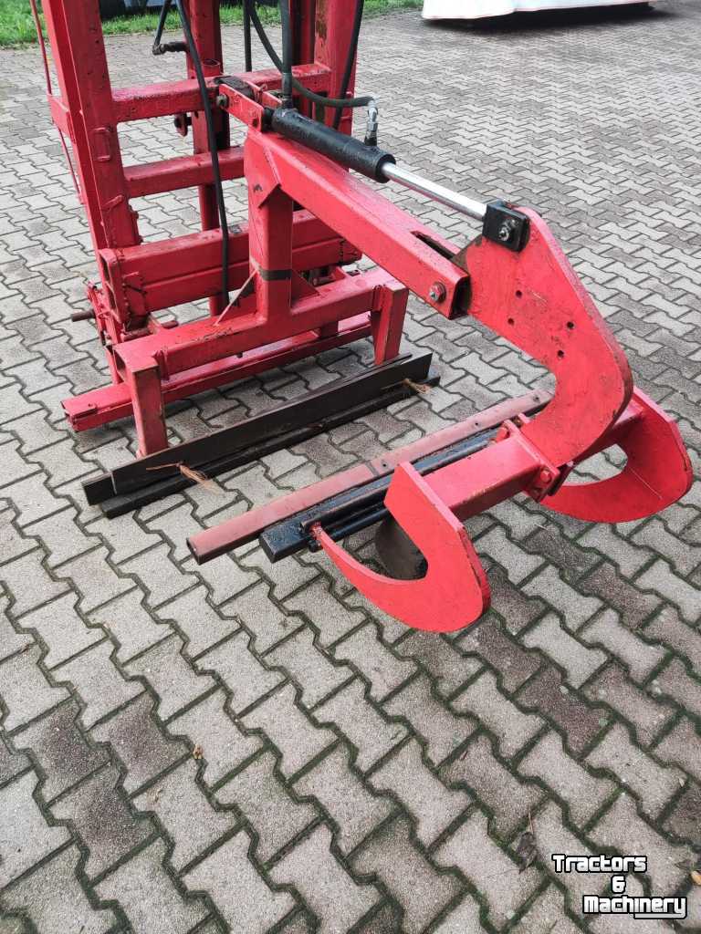 Fork lift & Fork lift truck  Hefmast met balenklem