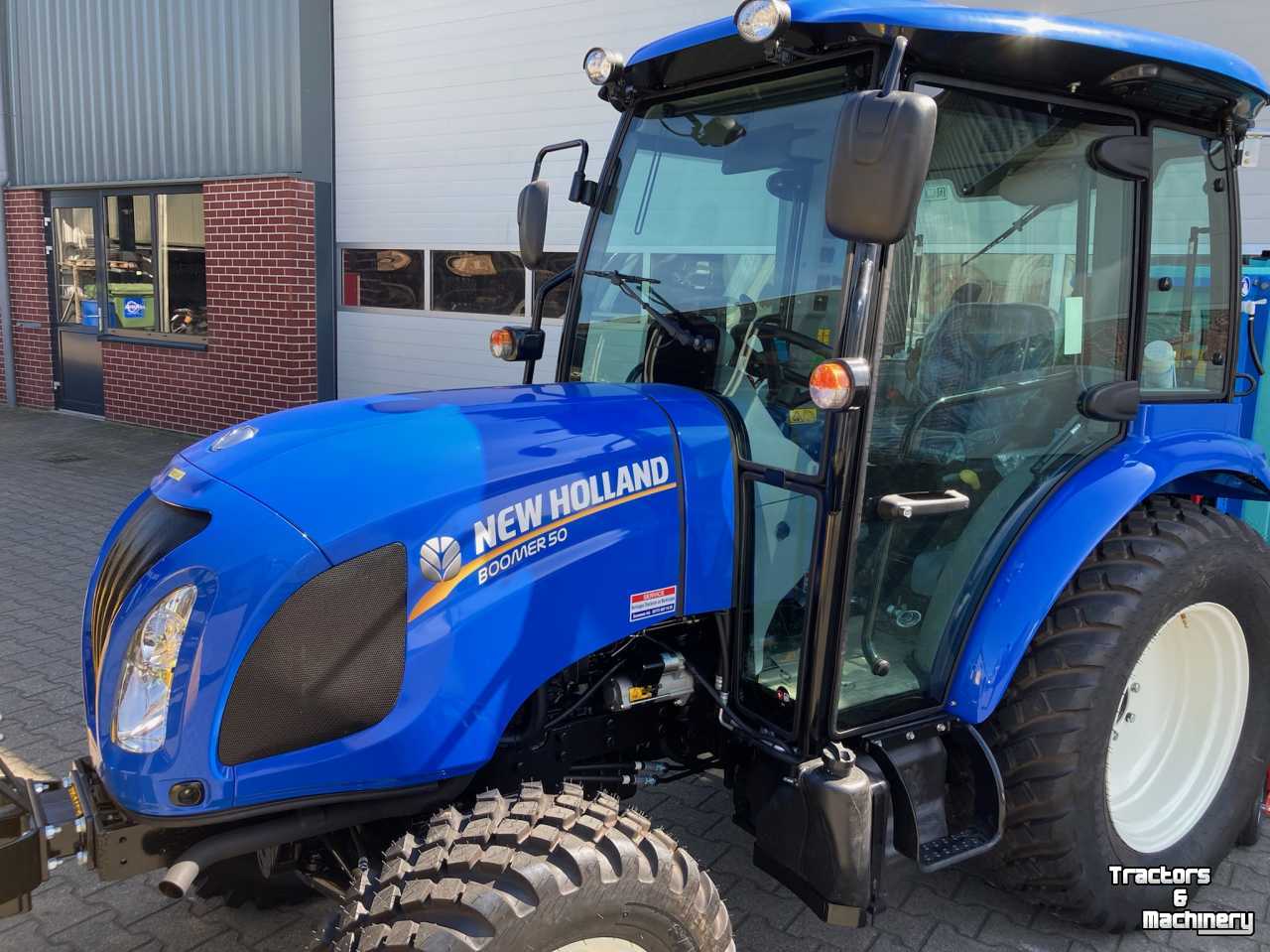 Horticultural Tractors New Holland BOOMER 50 HST CAB AIRCO