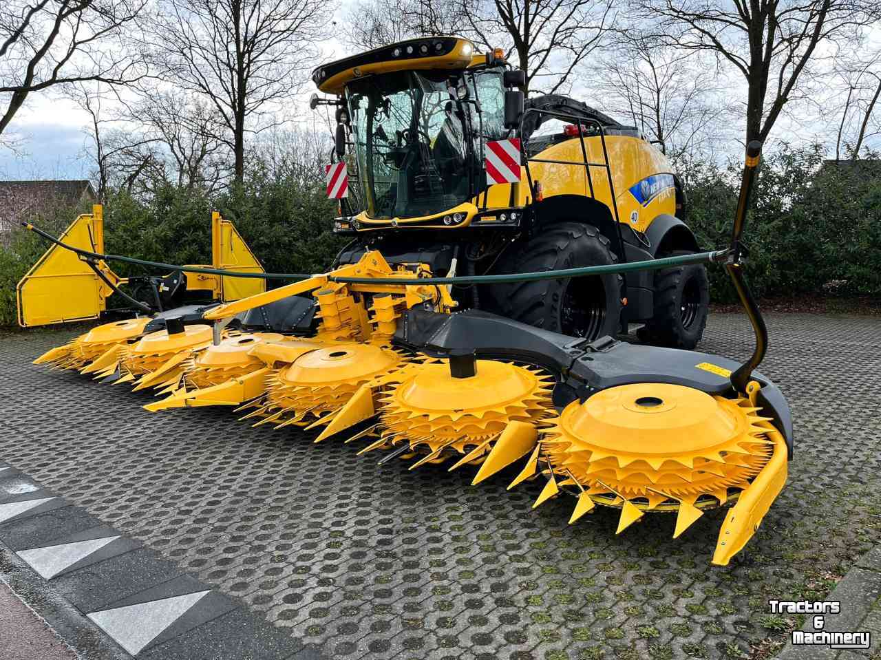 Forage-harvester New Holland FR920 demo