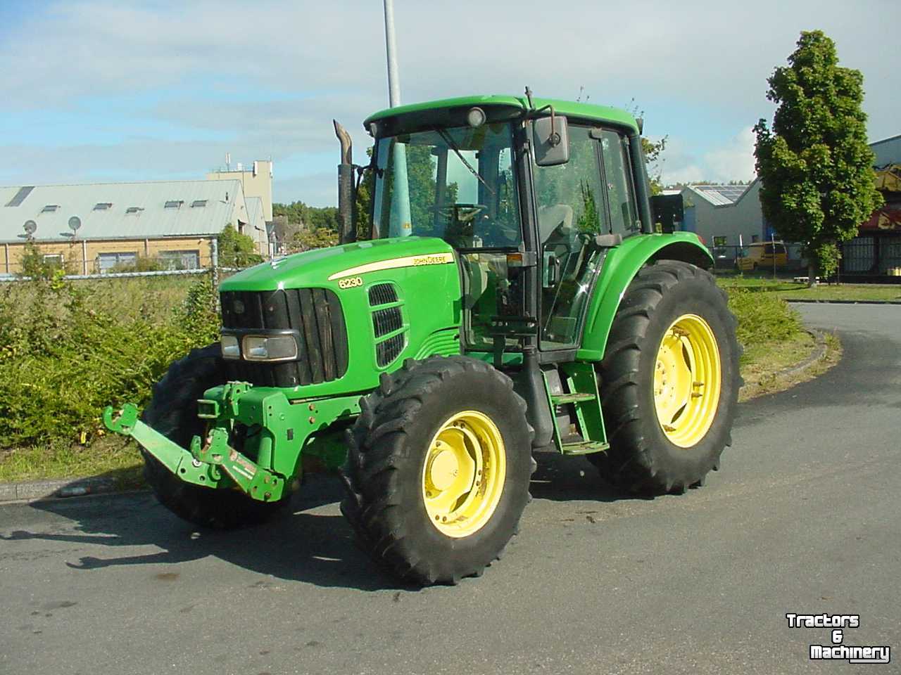 Tractors John Deere 6230