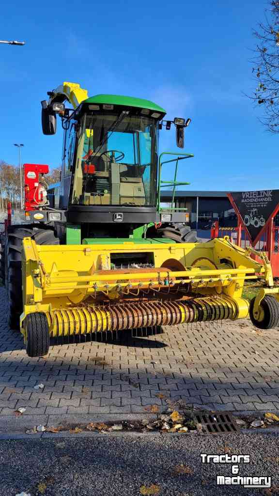 Forage-harvester John Deere Nette 6850 4WD Veldhakselaar Forage Harvester