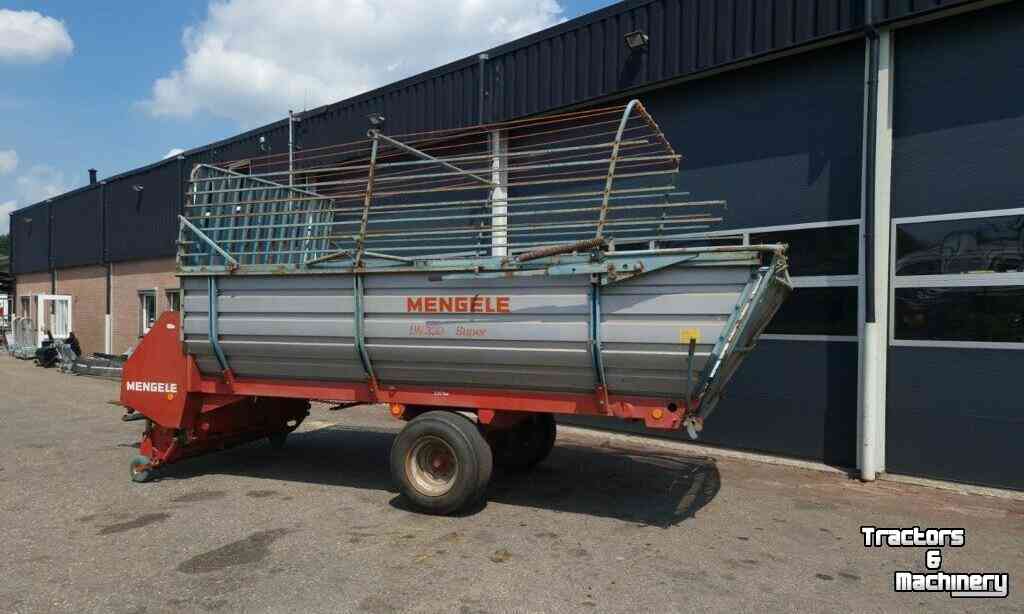 Self-loading wagon Mengele LW 330 Super