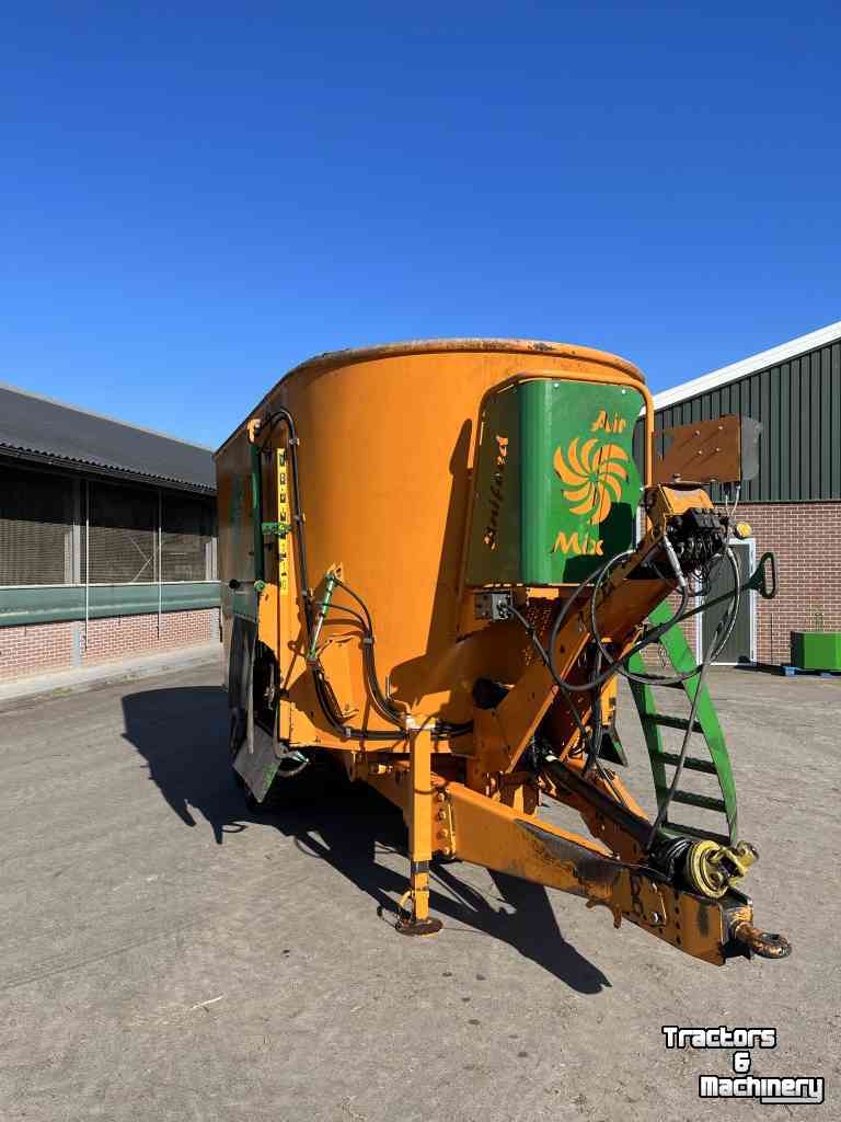 Vertical feed mixer Peecon Air mix