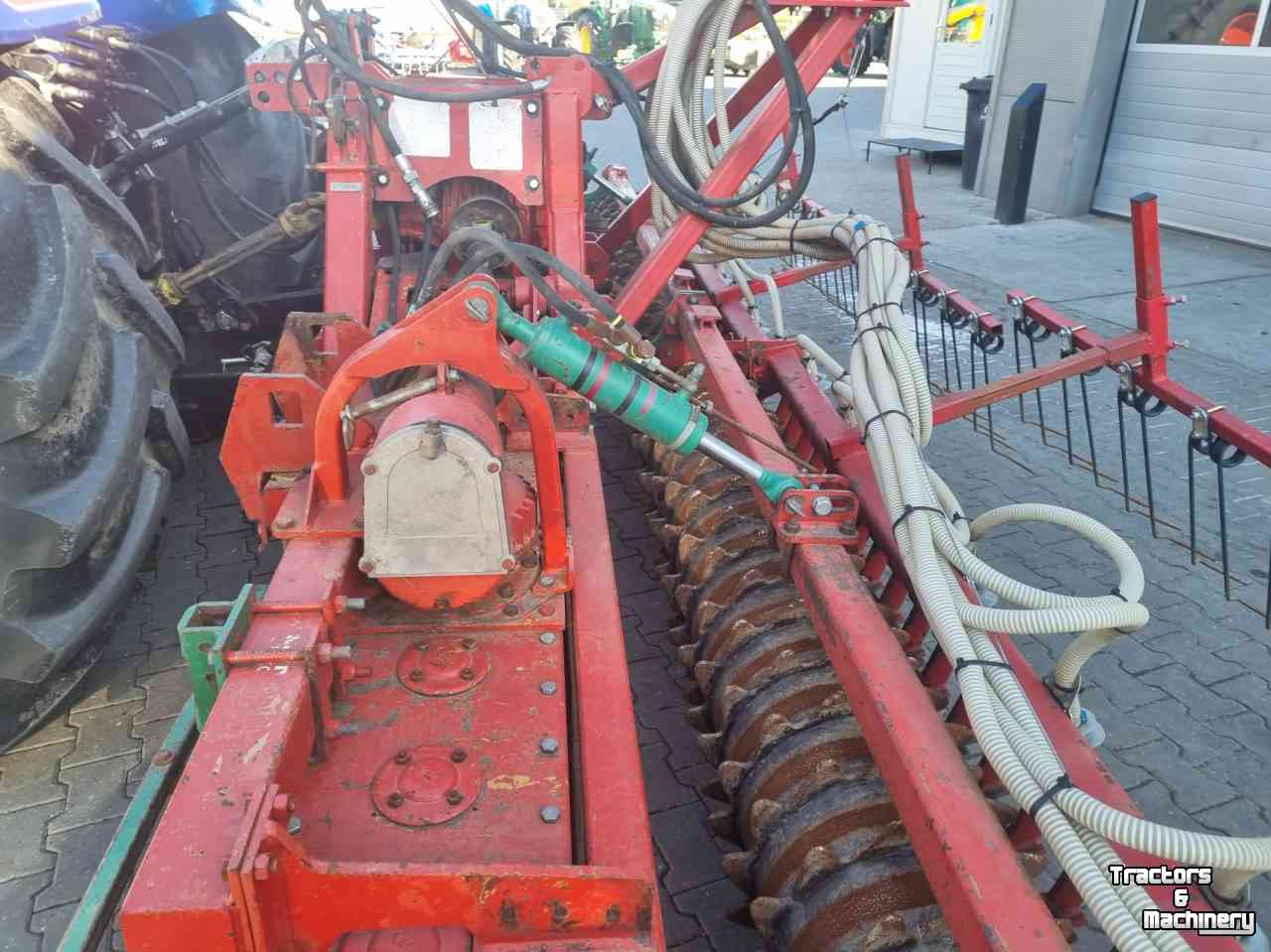 Rotary Harrow Kverneland Fold 600