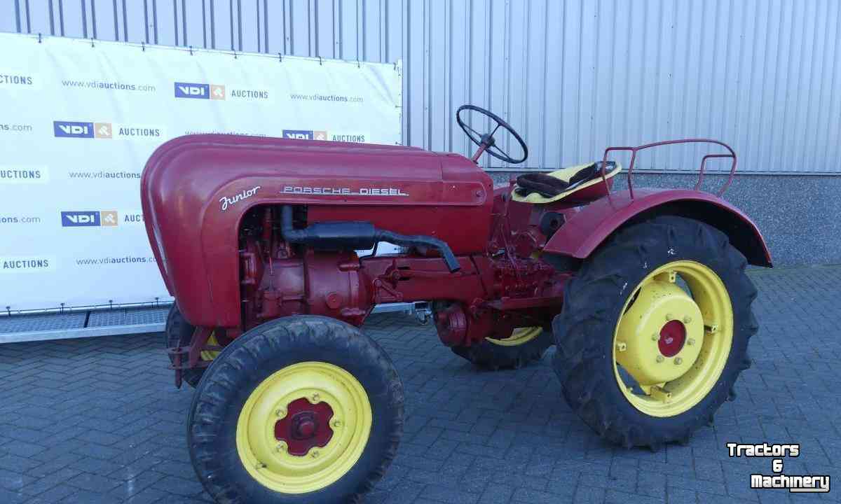 Oldtimers Porsche 108 Junior Tractor Oldtimer