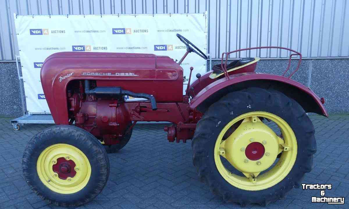 Oldtimers Porsche 108 Junior Tractor Oldtimer