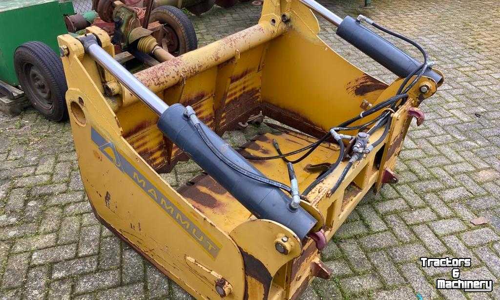 Silage cutting bucket Mammut Kuilhapper Silage Shear Grab