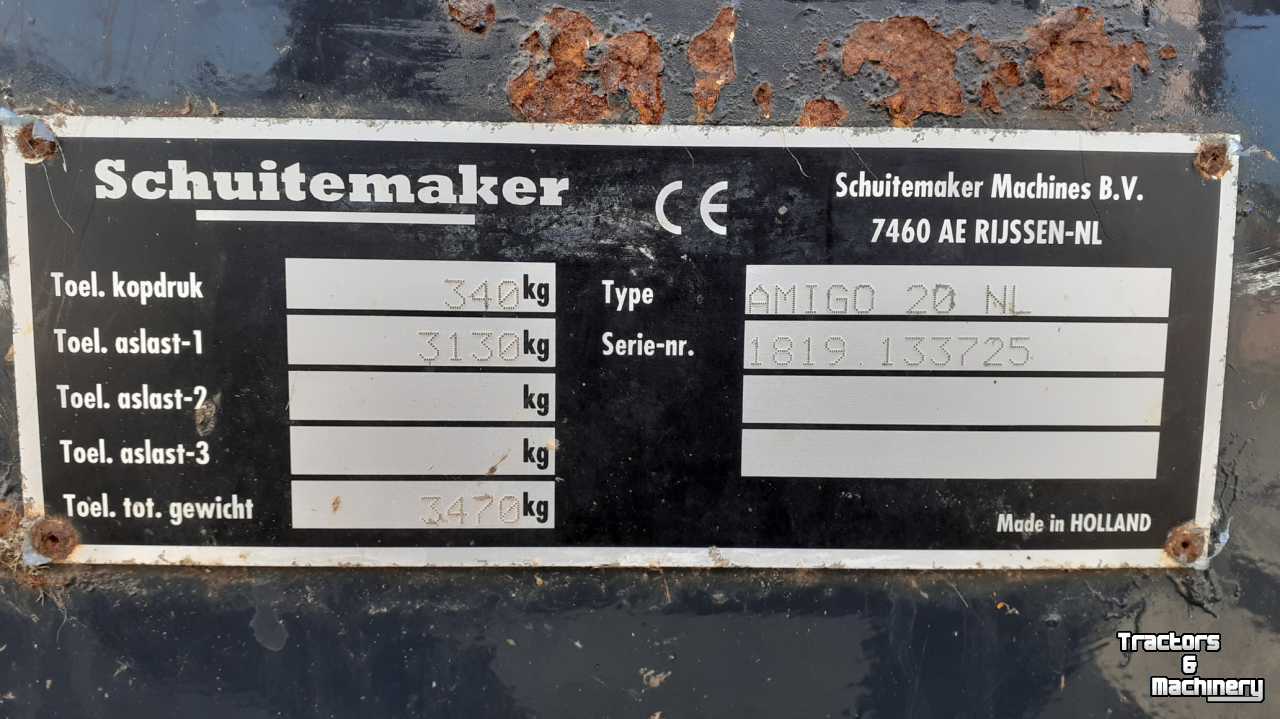 Silage-block distribution wagon Schuitemaker Amigo 20