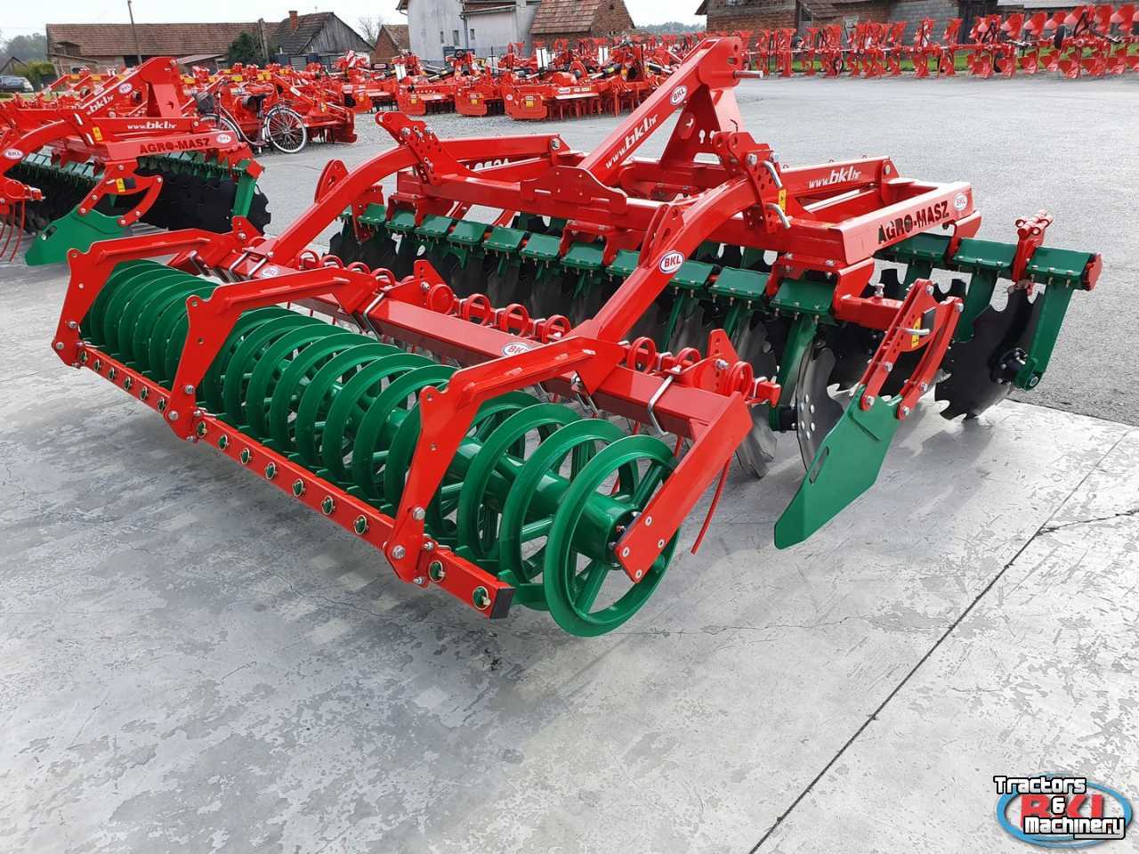 Disc harrow Agro Masz BT 30 Kurzscheibenegge