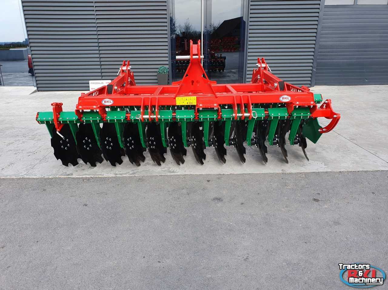 Disc harrow Agro Masz BT 30 Kurzscheibenegge