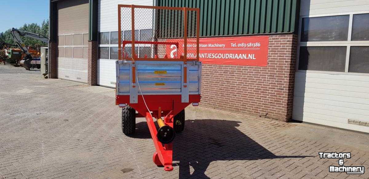 Manure spreader AGM Mestverspreider Stalmeststrooier Dungstreuer Manure Spreader