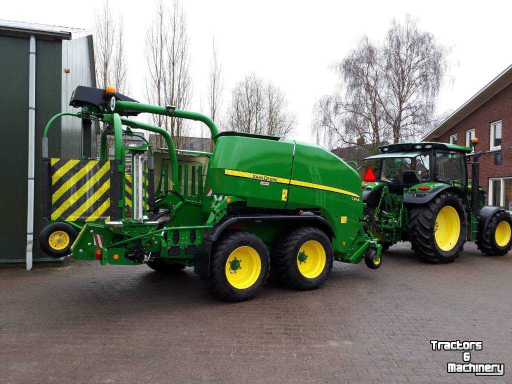 Balers John Deere C441R Rondebalenpers + Wikkelaar Perswikkelcombi