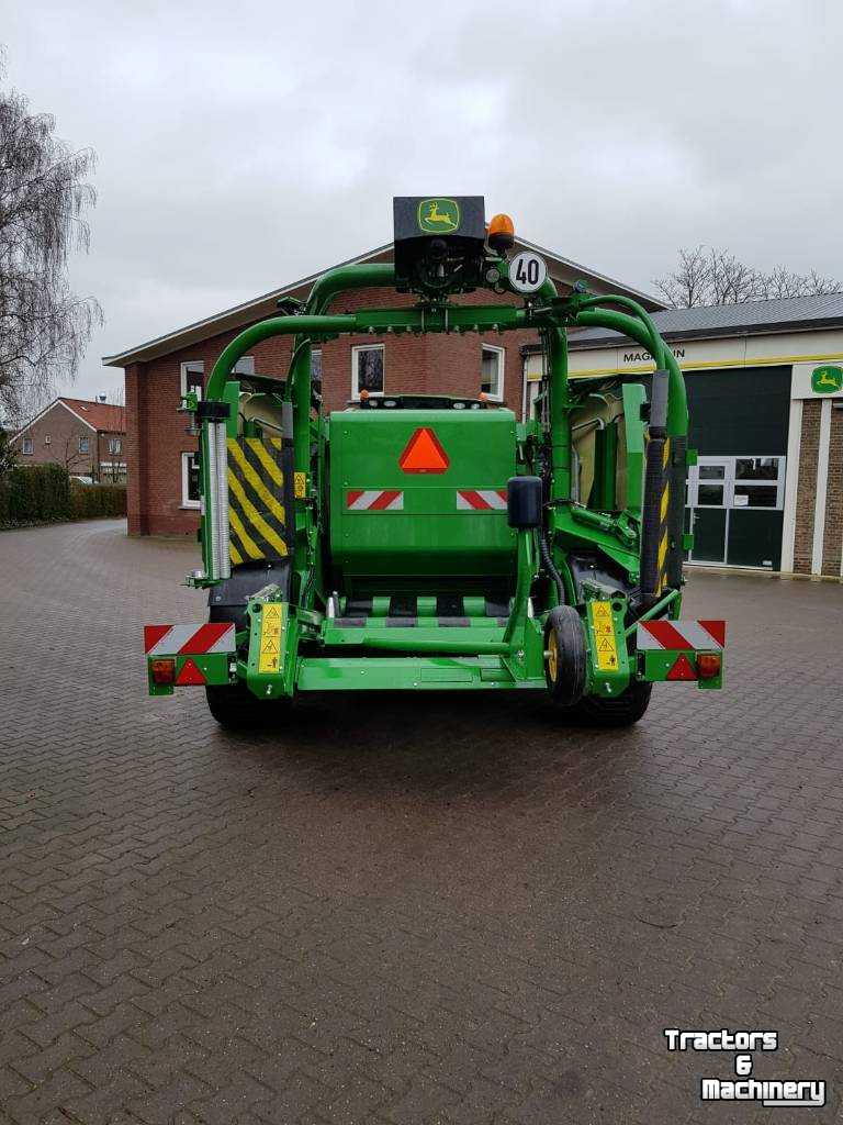 Balers John Deere C441R Rondebalenpers + Wikkelaar Perswikkelcombi