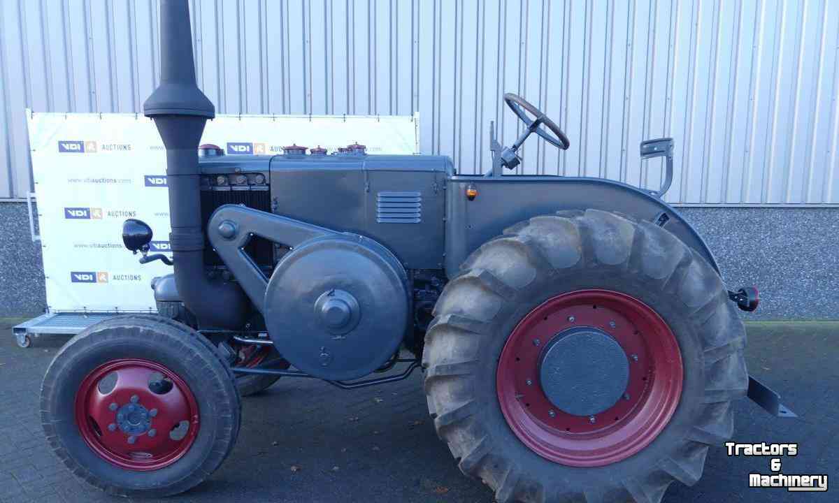 Oldtimers Ursus C 45 Tractor Oldtimer