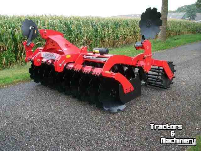 Disc harrow Hofstede NIEUW. Schijveneg Compact Disc schijven eg verkruimel rol. NIEUW