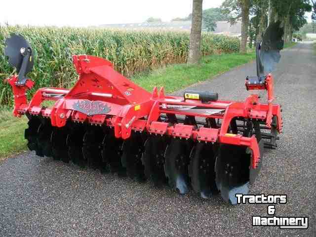 Disc harrow Hofstede NIEUW. Schijveneg Compact Disc schijven eg verkruimel rol. NIEUW