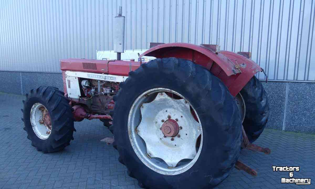 Tractors International 1246 4WD