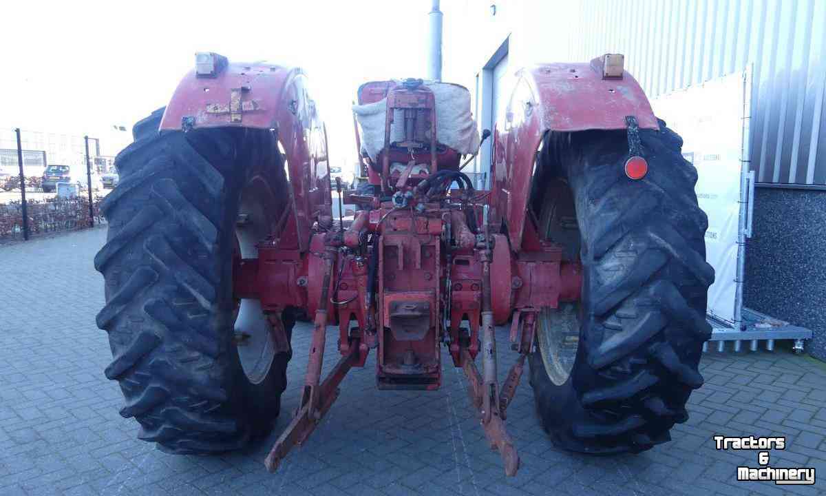 Tractors International 1246 4WD