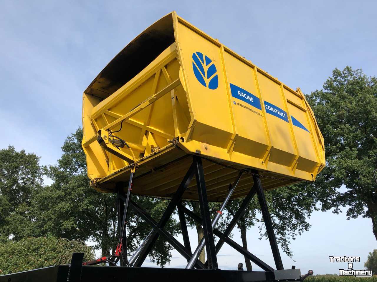 Forage-harvester New Holland FX 60 Racine bunkerhakselaar