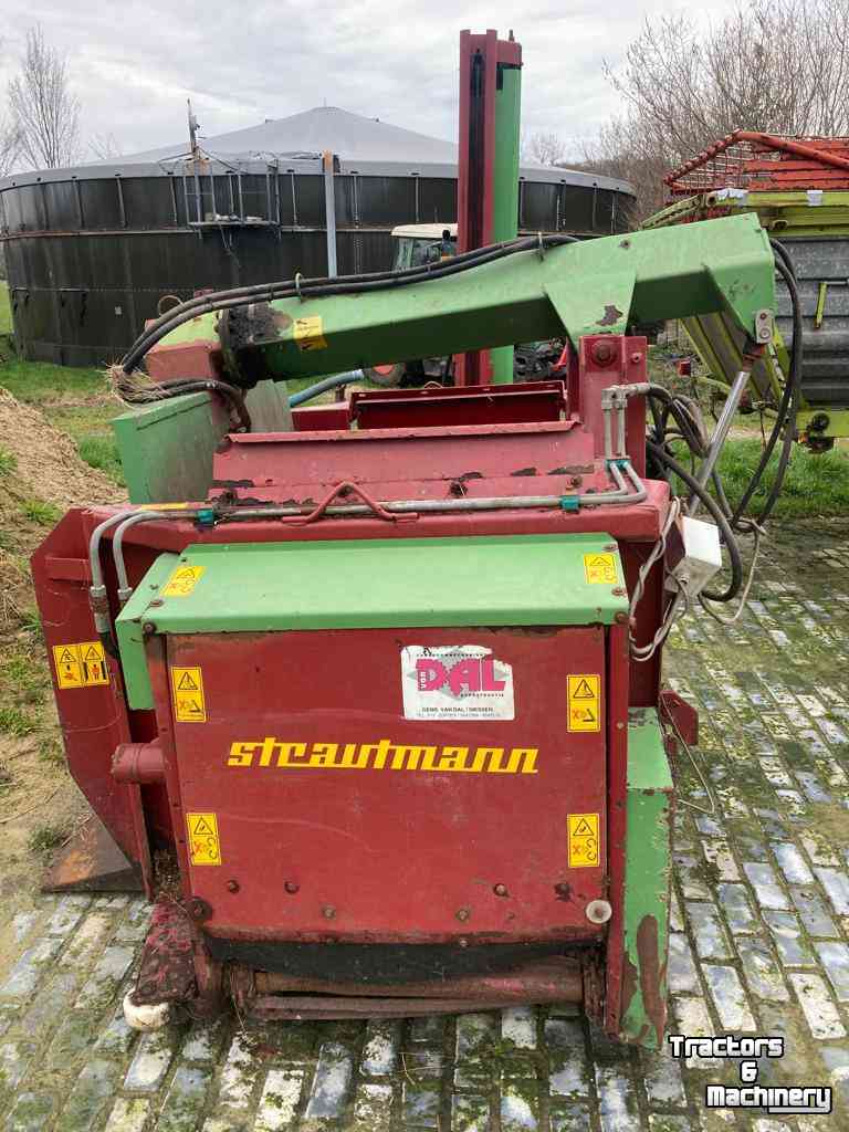 Silage grab-cutter Strautmann voerbak