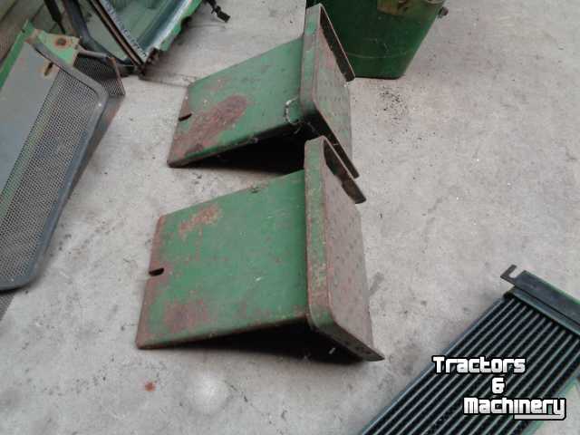 Used parts for tractors John Deere 30 serie