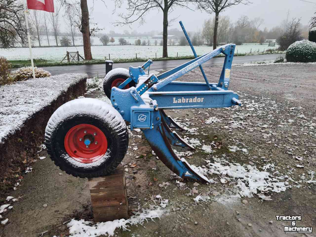 Deep subsoiler Lemken labrador 160