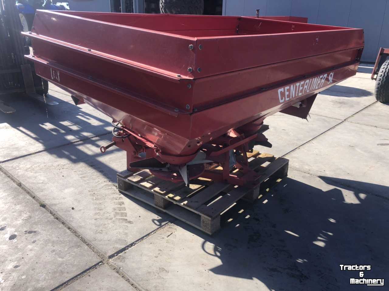 Fertilizer spreader Lely Centerliner sl