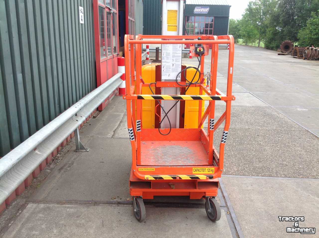 Articulated platforms  Eran ZR 9.5 masthoogwerker