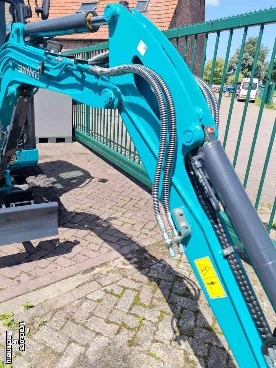 Mini-Excavator Sunward SWE20F